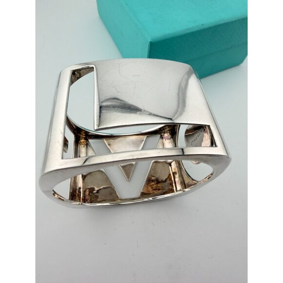 Tiffany & Co. LOVE Cut Out Bangle Bracelet ERA by Donald Clafin Sterling Silver - Picture 3 of 10